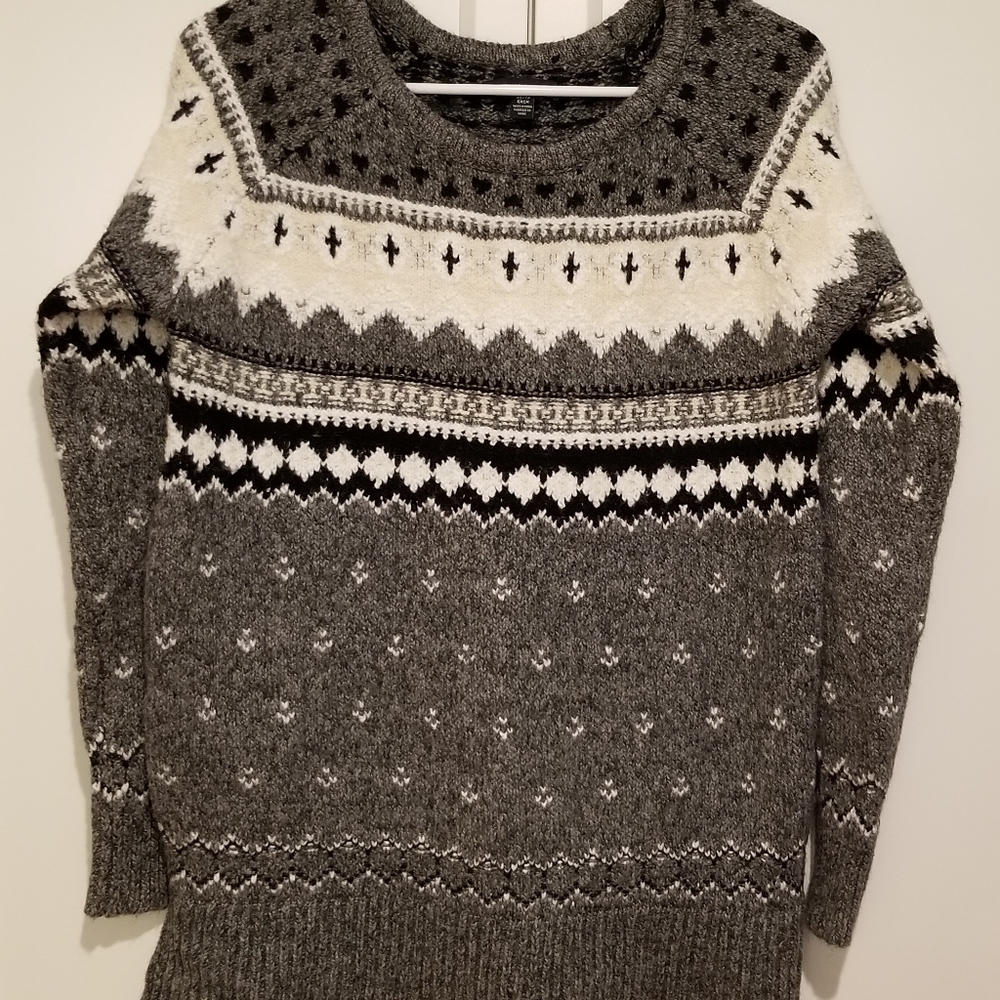 American Eagle Outfitters sweater